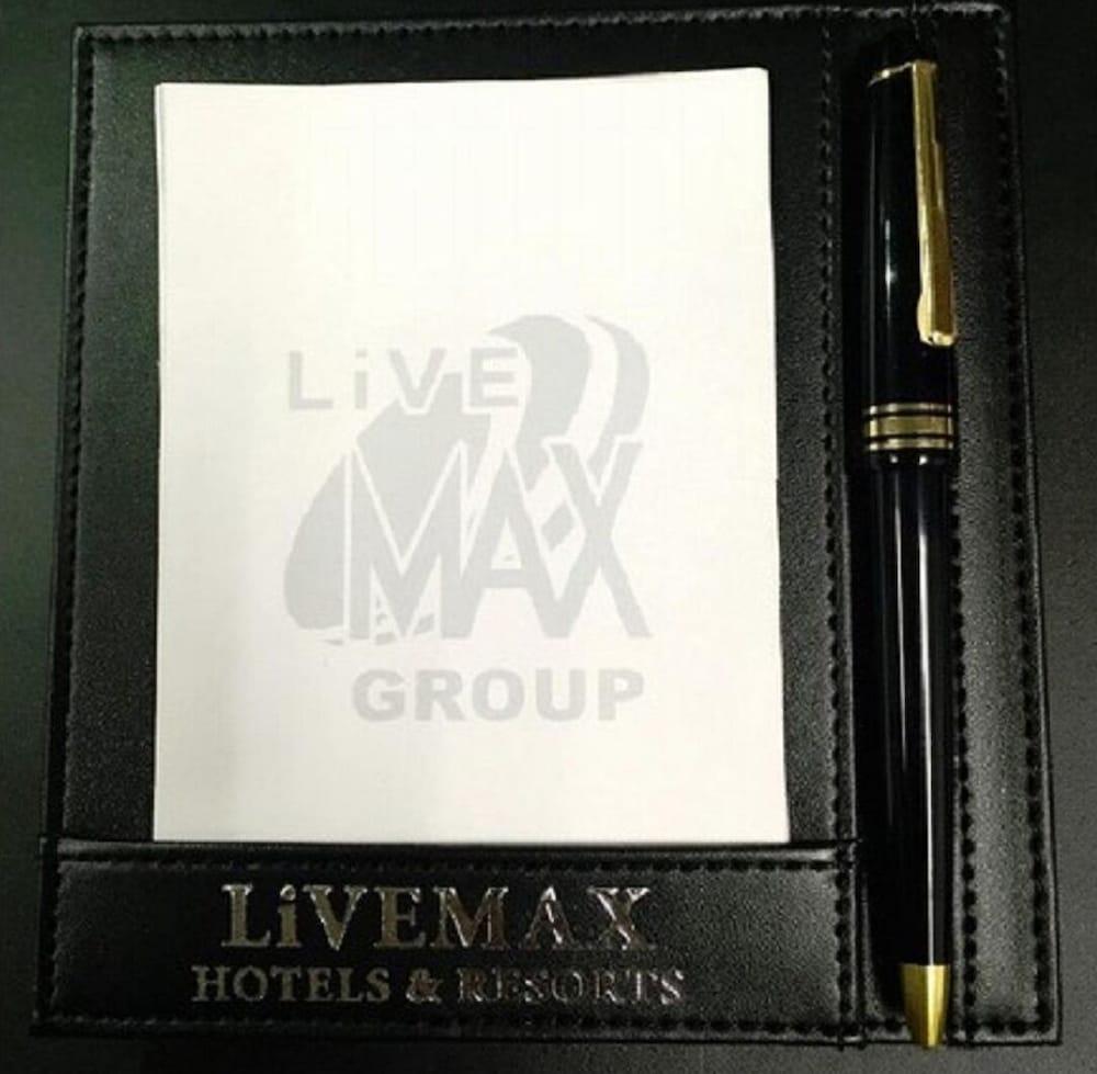 Hotel Livemax Osaka Namba Bagian luar foto